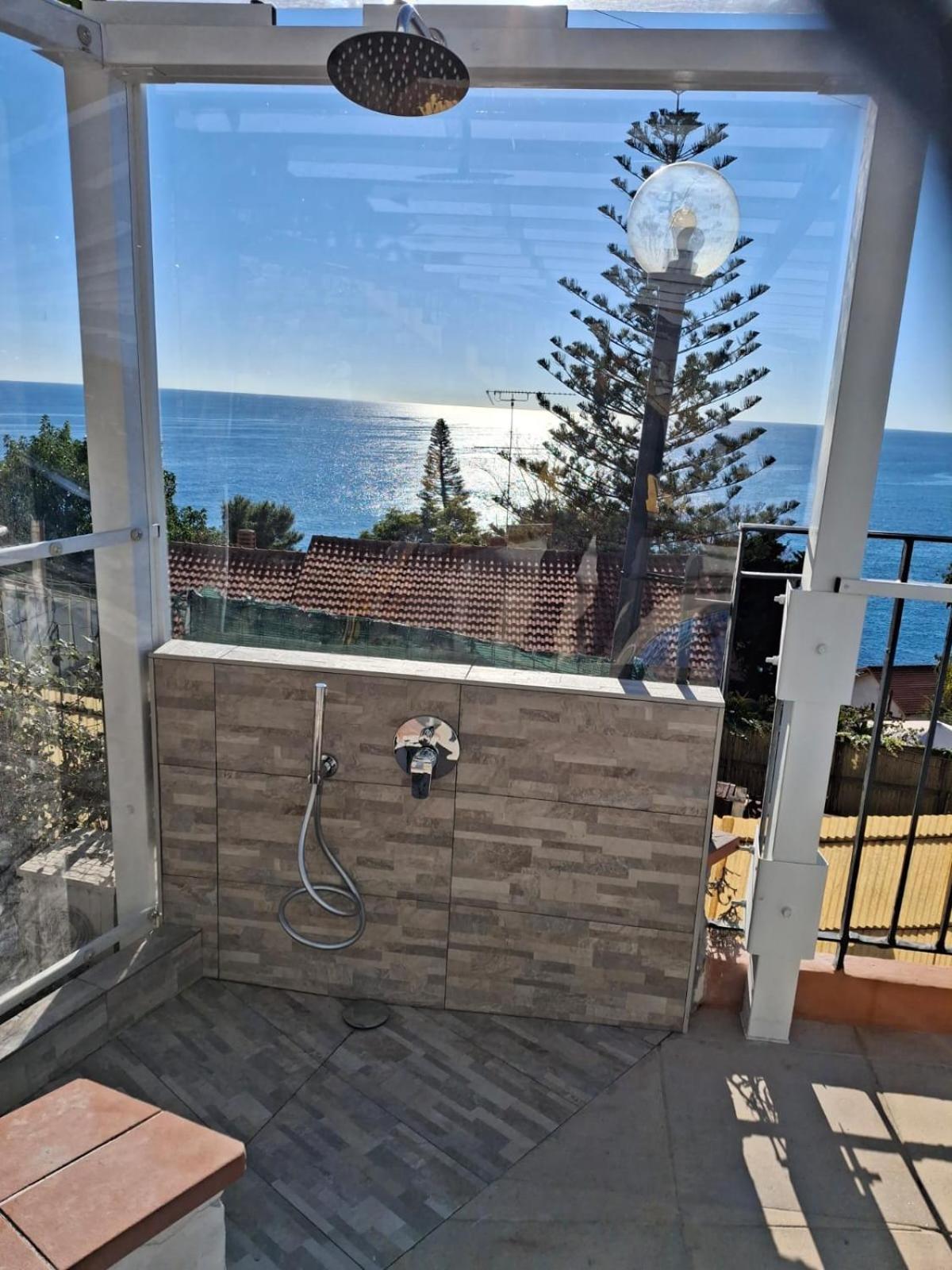 Villa Del Mare Ligure Terme & Spa Piscina A 37 Gradi Санто Стефано ал Маре Екстериор снимка