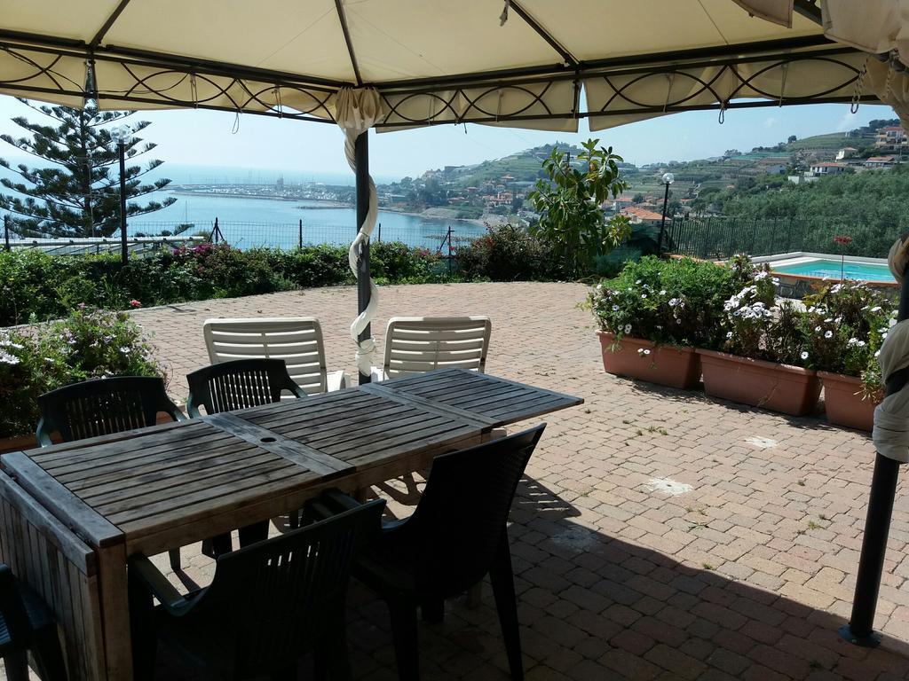 Villa Del Mare Ligure Terme & Spa Piscina A 37 Gradi Санто Стефано ал Маре Екстериор снимка