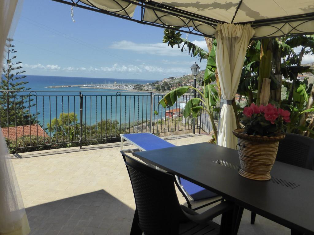 Villa Del Mare Ligure Terme & Spa Piscina A 37 Gradi Санто Стефано ал Маре Екстериор снимка
