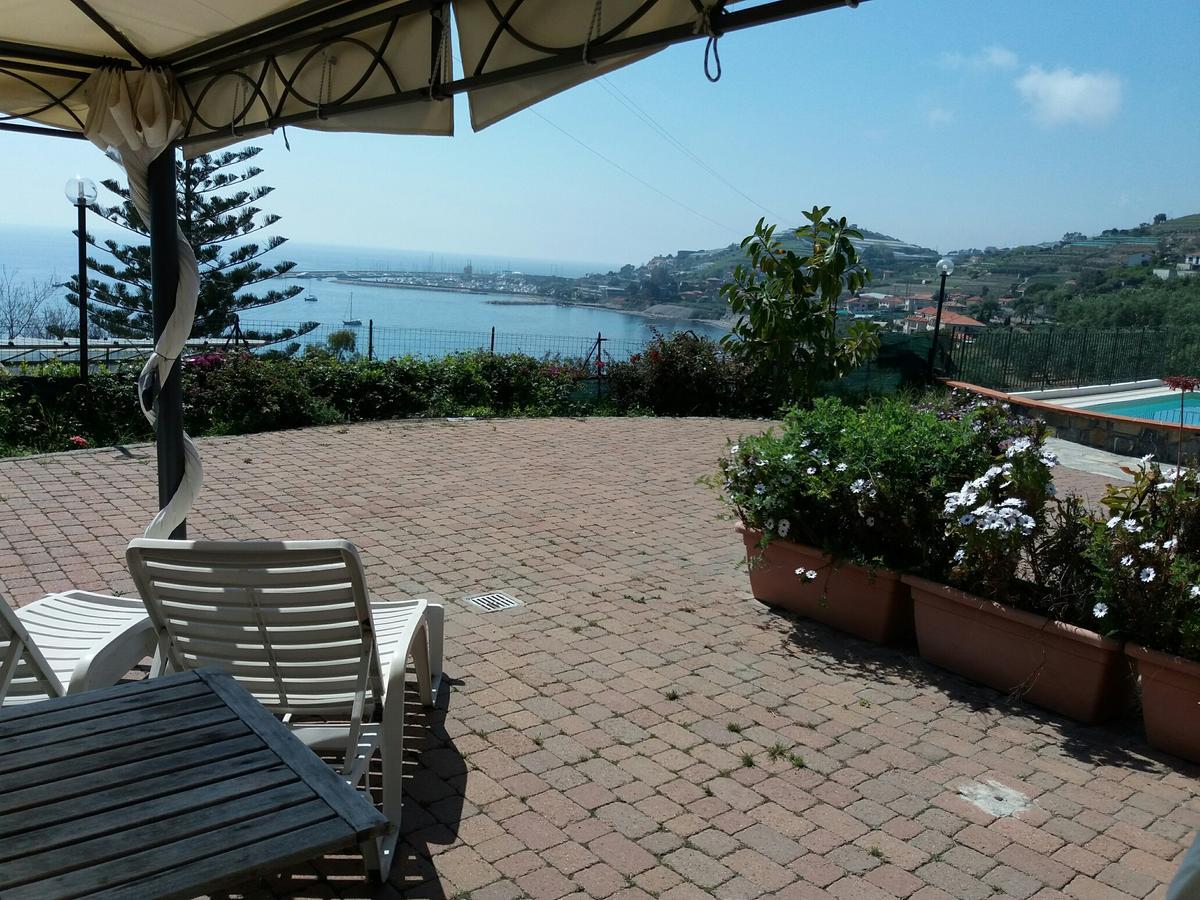 Villa Del Mare Ligure Terme & Spa Piscina A 37 Gradi Санто Стефано ал Маре Екстериор снимка