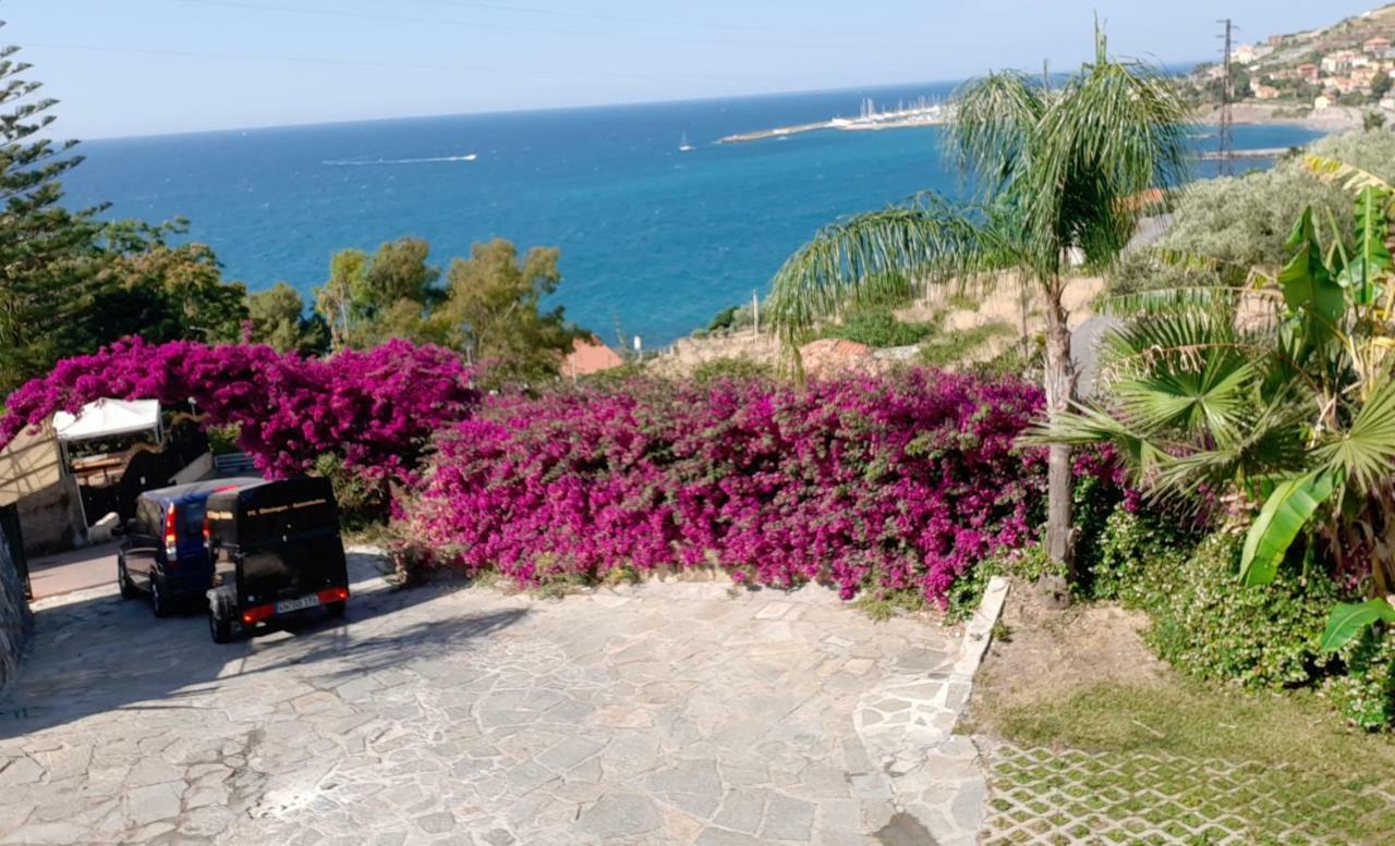 Villa Del Mare Ligure Terme & Spa Piscina A 37 Gradi Санто Стефано ал Маре Екстериор снимка